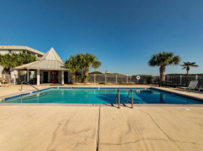 Modern updated condo in Fort Morgan beach front with private balcony